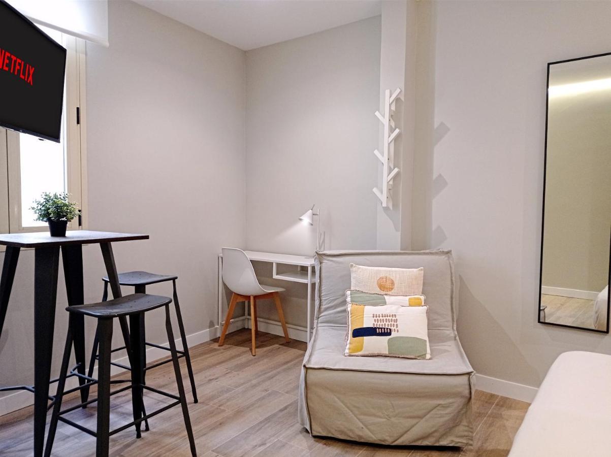 Apartamentos Preciados Madrid Bagian luar foto